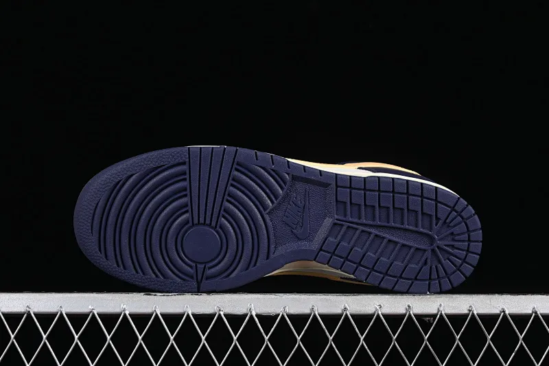 All Categories Nk SB Dunk Series Nk SB Dunk Low Low-top Casual Shoes Foreign Trade Version Nk Dunk Low Retro "Navy Blue" Purple Gold White SB Low-top Casual Shoes FV8106-181
